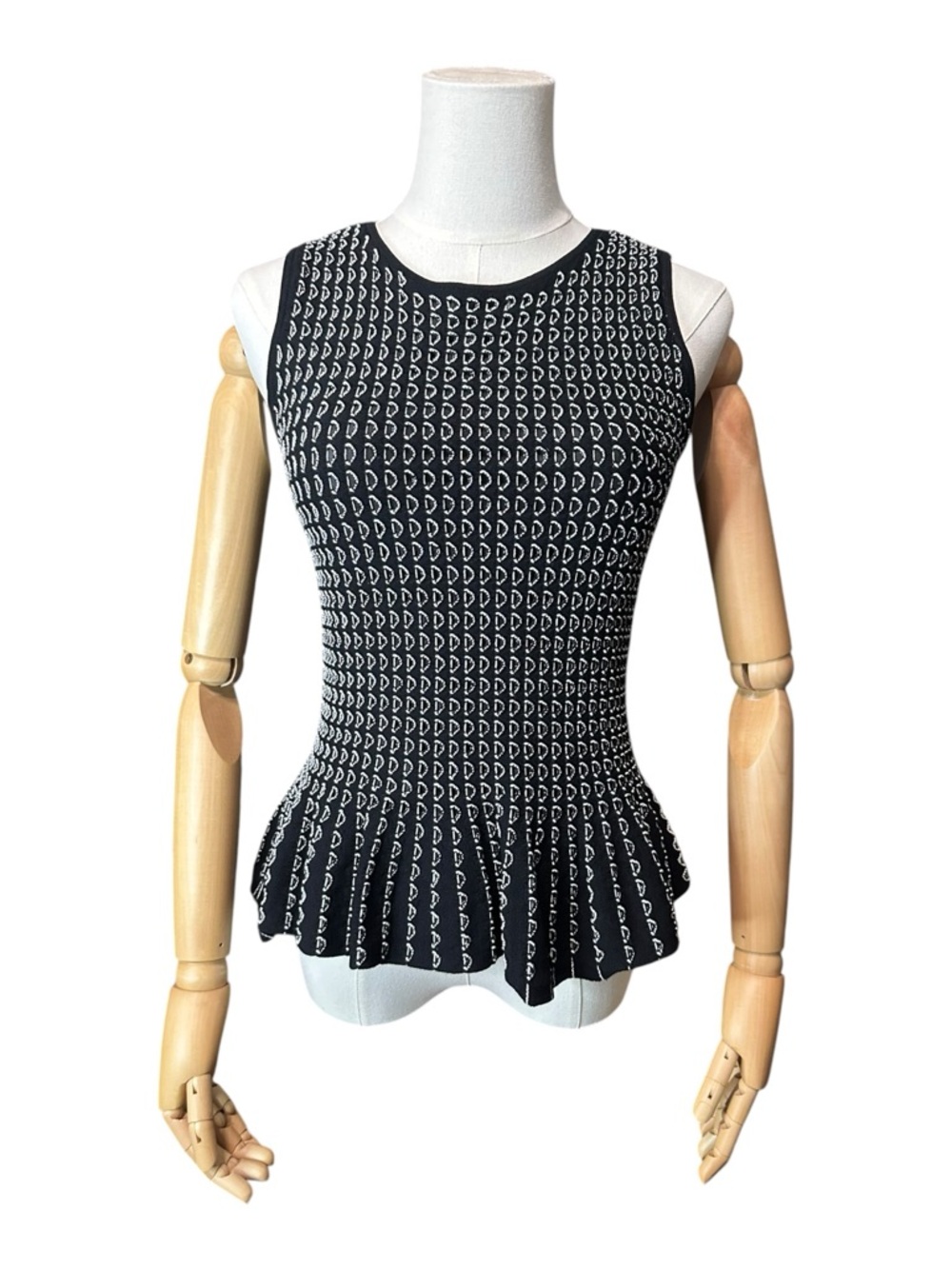 Ann Taylor Black & White Sleeveless Peplum Tank - Picture 2 of 9